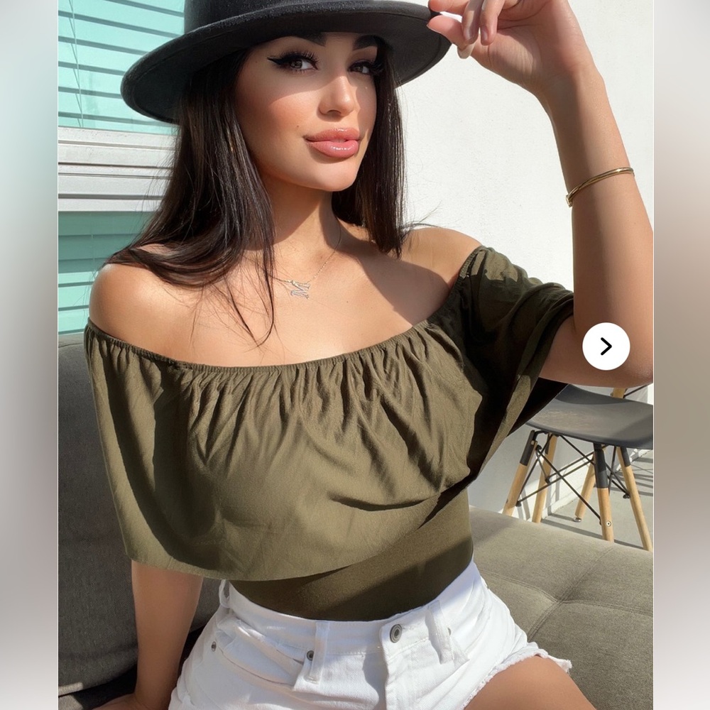 FN Olive Off-Shoulder bodysuit